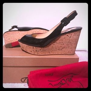 Christian Loubutin plume sling 100 patent/cork
